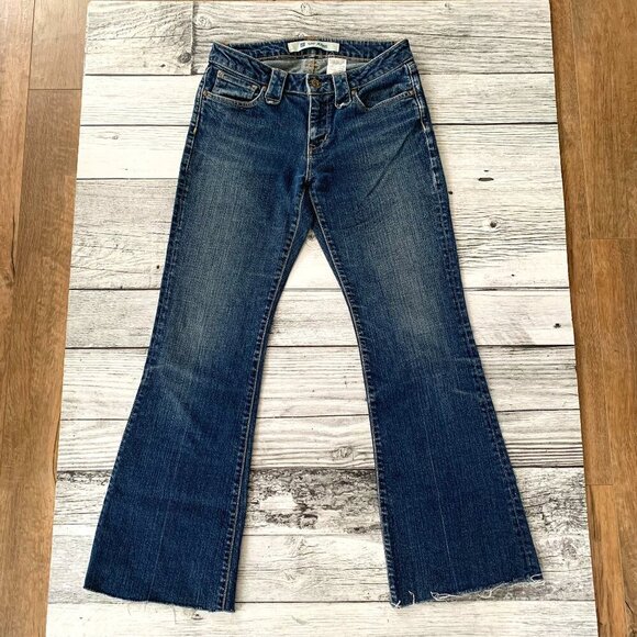 Gap Vintage Y2K Low Rise Dark Wash Denim Flare Jeans - Picture 1 of 12